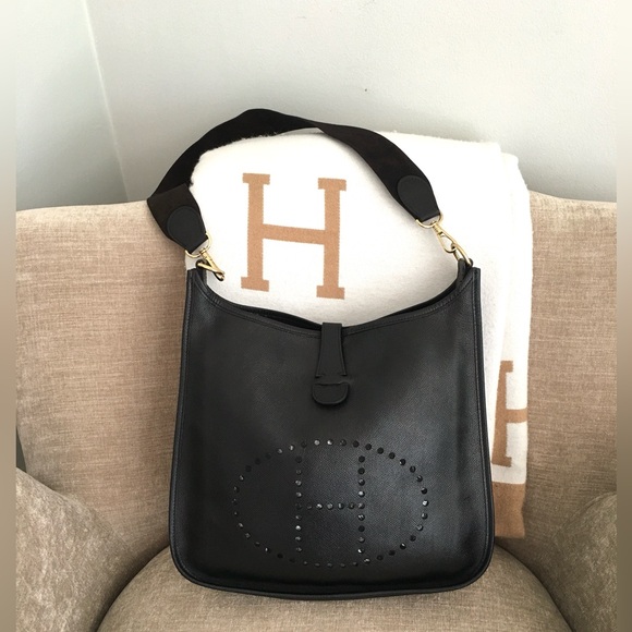 Authentic HERMES Evelyne GM bag black leather - Picture 3 of 16